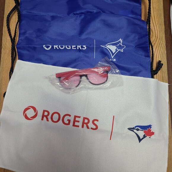 Blue Jays X Rogers Swag lot (NEW) - Picture 1 of 2